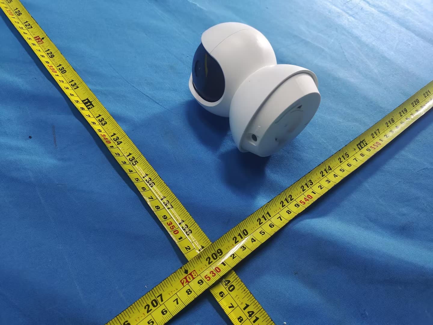 Pan/Tilt Home Security Wi-Fi Camera - FCC ID 2BCGWC200V5 - TP-LINK CORPORATION PTE.LTD. (3)