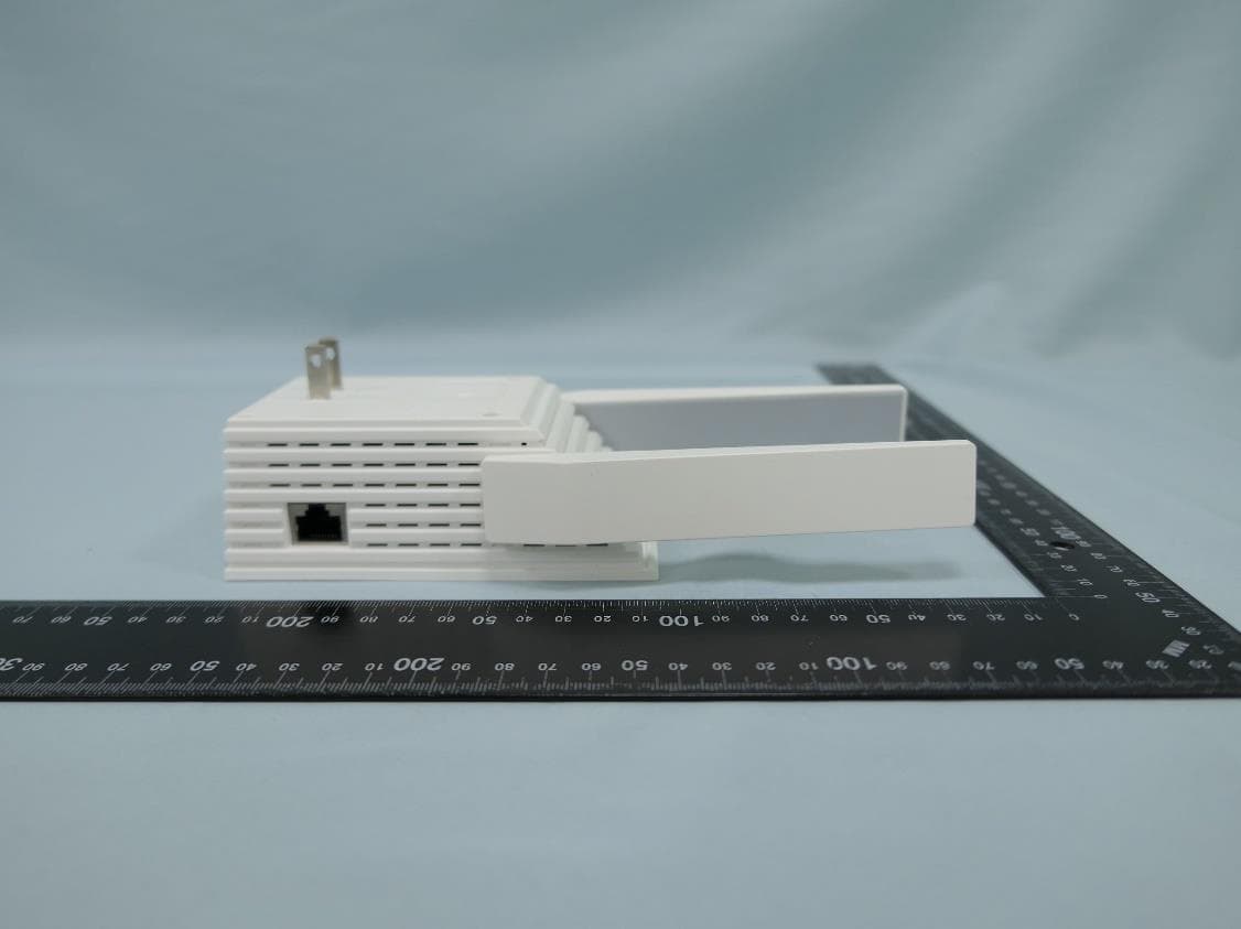 AX1500 Wi-Fi 6 Range Extender - FCC ID 2BCGWRE505XV2 - TP-LINK CORPORATION PTE.LTD. (4)