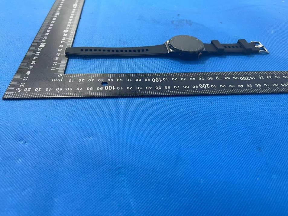 Smart watch - FCC ID 2BCHH-QW33 - SHENZHEN QINGWEI DIGITAL ELECTRIC APPLIANCE CO., LTD (4)
