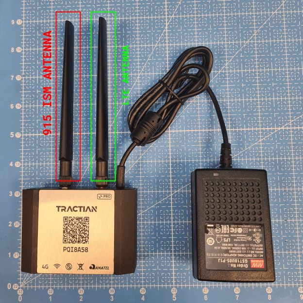 Gateway for Tractians industrial sensors - FCC ID 2BCIS-SR-PRO - Tractian Technologies Inc. (2)