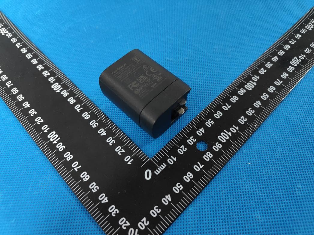 Smart Phone - FCC ID 2BCIX-LFIONE - Lyotech Labs LLC (2)