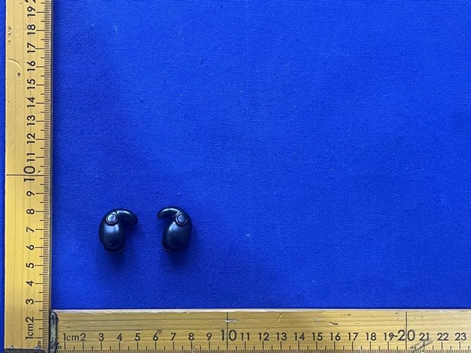 wireless earphones - FCC ID 2BCJE-MD559 - Shenzhen Xinke Meida Communication Co., Ltd. (2)