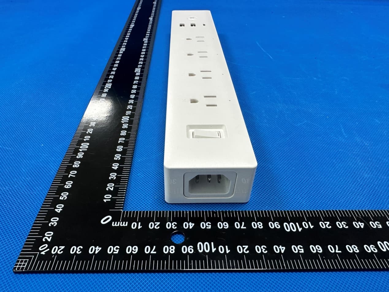 Power Strip - FCC ID 2BCLD-XCUBE4 - Canbridge Tech Ltd. (4)
