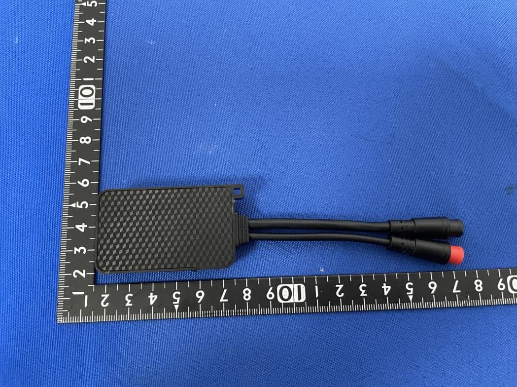 GPS tracker - FCC ID 2BCLTCC521 - Connected Cycle (2)