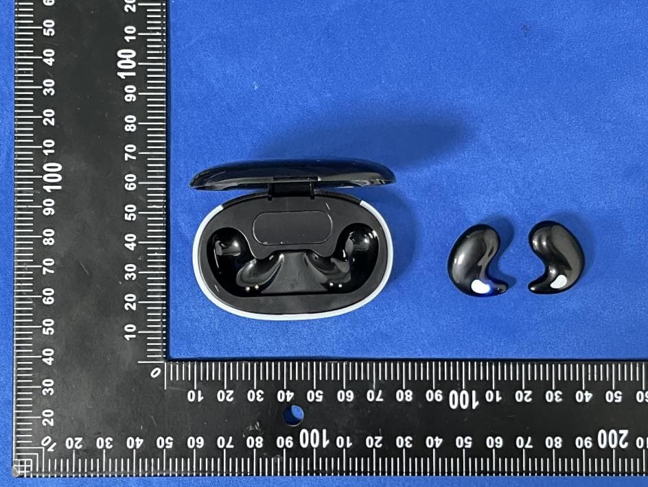Bluetooth headset - FCC ID 2BCM7-X55 - Shenzhen Chaoyin Electronics Co., Ltd (5)