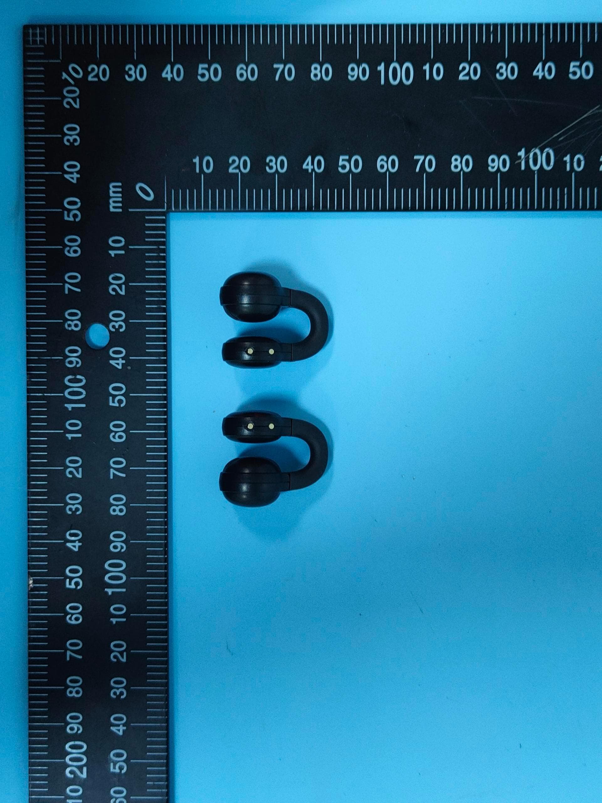 Bluetooth earphones - FCC ID 2BCM7X58 - Shenzhen Chaoyin Electronics Co., Ltd (3)