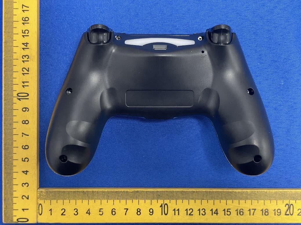 PS4 BLUETOOTH WIRELESS GAME CONTROLLER - FCC ID 2BCMK-118 - DongGuan Fengyan Plastic Products Co., Ltd (3)