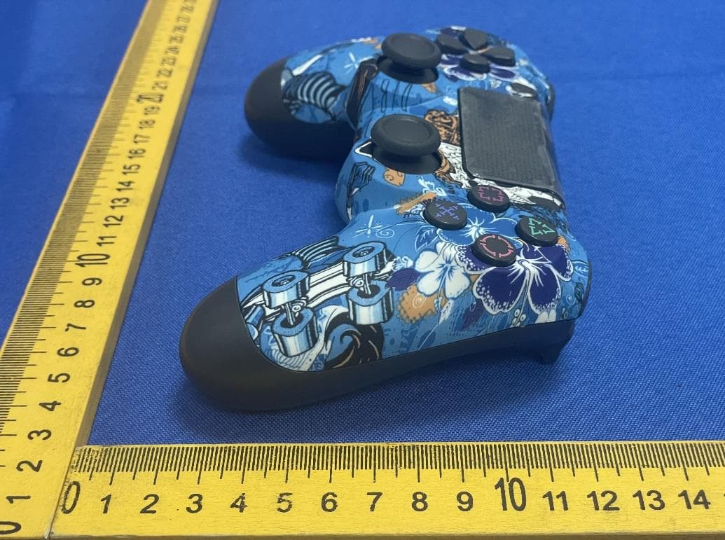 PS4 WIRELESS GAME CONTROLLER - FCC ID 2BCMK-P4 - DongGuan Fengyan Plastic Products Co., Ltd (5)