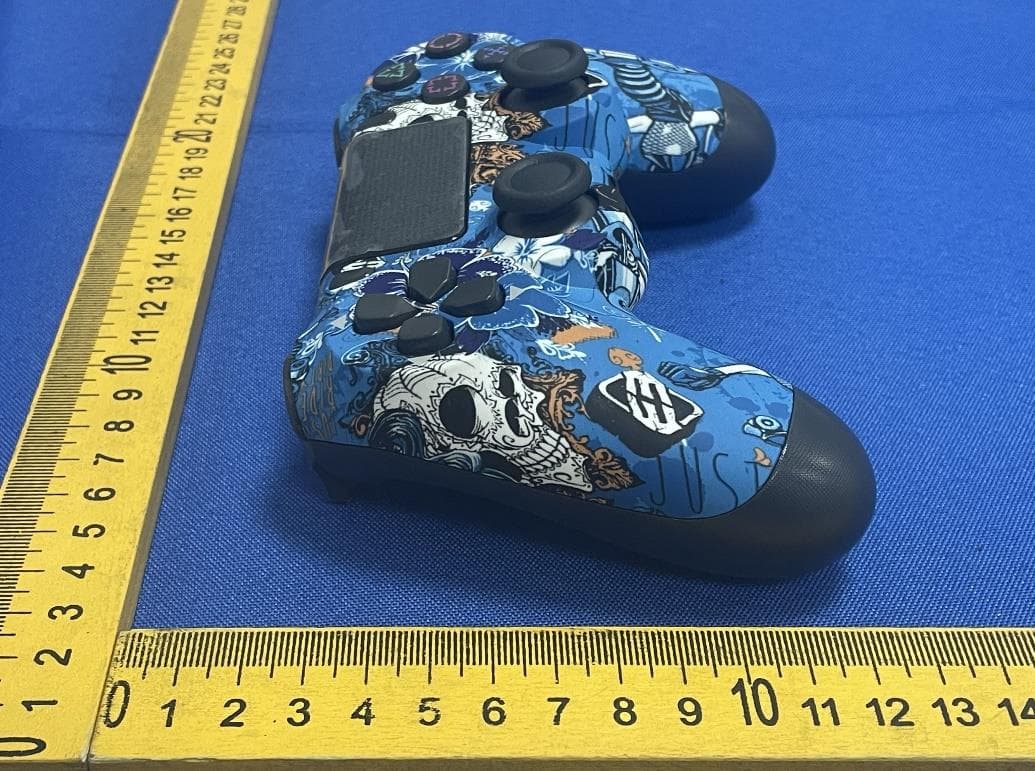 PS4 WIRELESS GAME CONTROLLER - FCC ID 2BCMK-P4 - DongGuan Fengyan Plastic Products Co., Ltd (2)