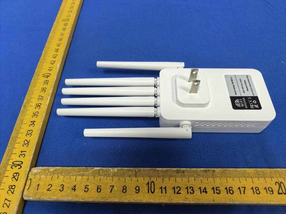 WIFI REPEATER - FCC ID 2BCMP-97B - Ausek Limited (4)