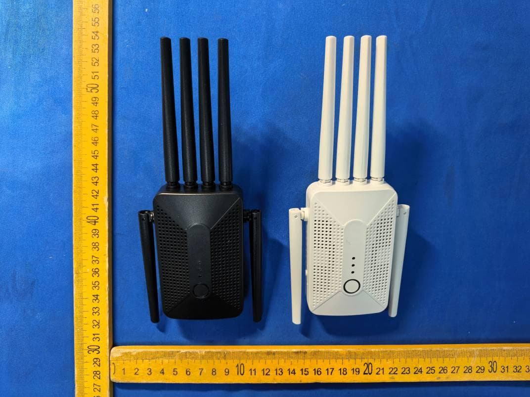WIFI REPEATER - FCC ID 2BCMP-97B - Ausek Limited