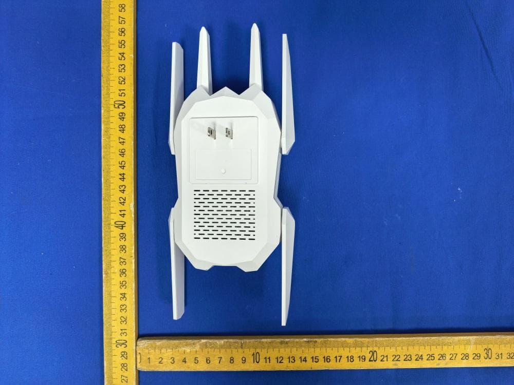 WIFI REPEATER - FCC ID 2BCMP-AX07 - Ausek Limited