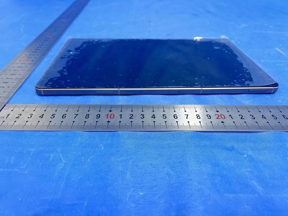 Tablet - FCC ID 2BCMY-TVE1065M - Techvision Intelligent Technology Co., Ltd. (3)