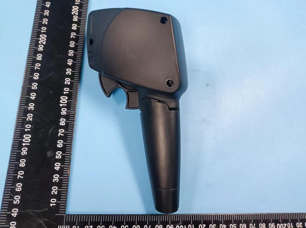 Remote control - FCC ID 2BCOX-6899 - SIEPER GMBH