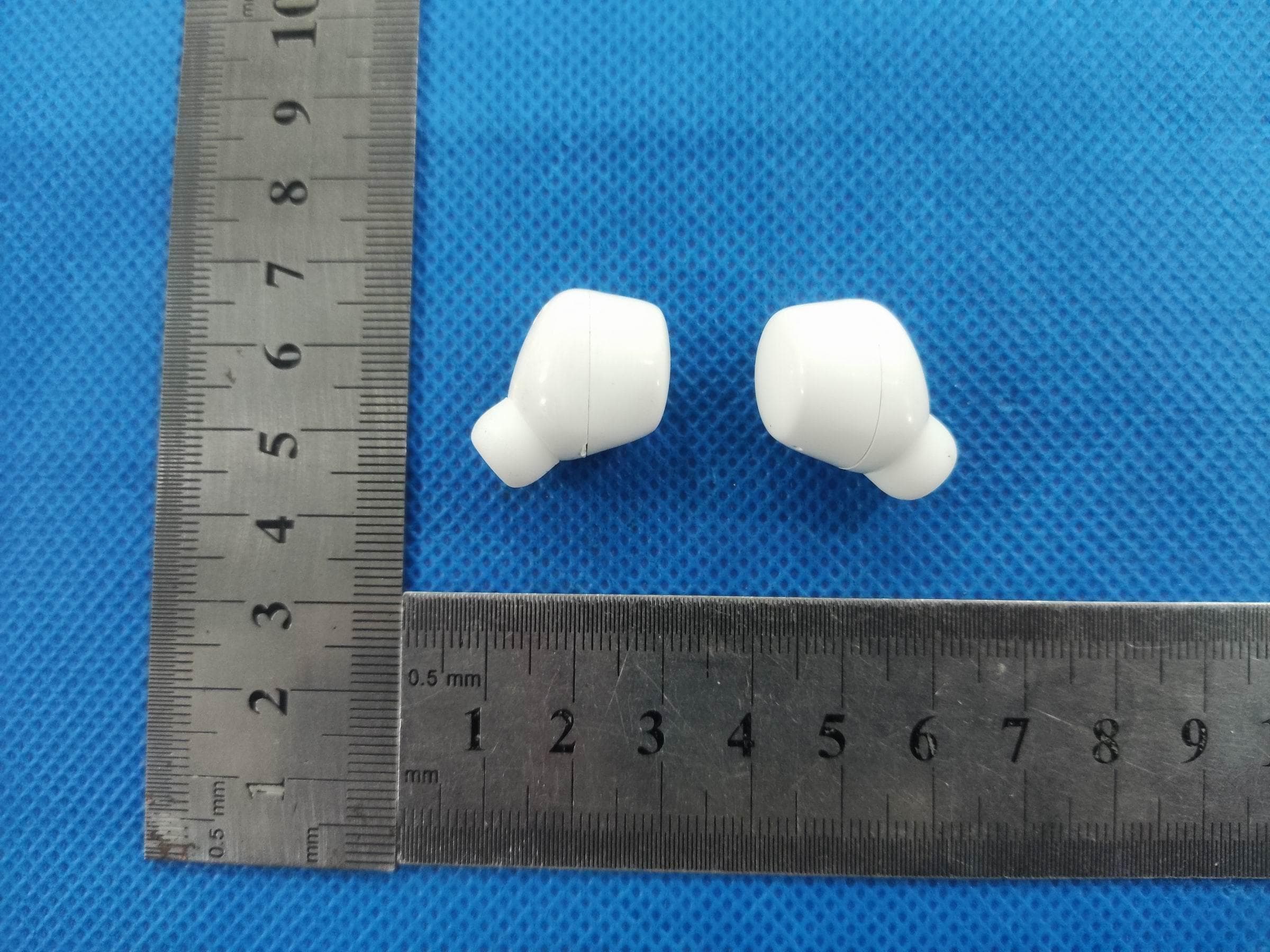 wireless bluetooth earbuds - FCC ID 2BCPE-E1 - Shenzhen Mumu Electronic Products Co. (3)