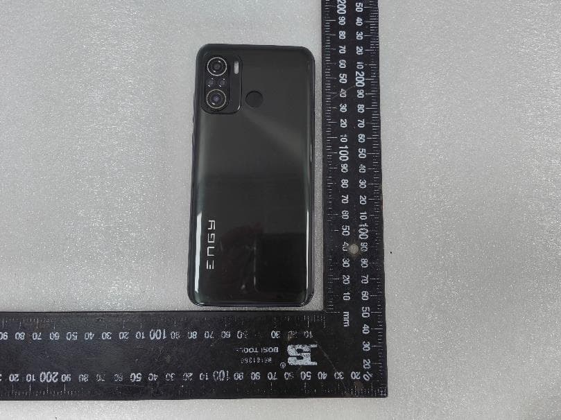 Smart Phone - FCC ID 2BCPKENGYPRO24 - Corporacion Favorita C.A.