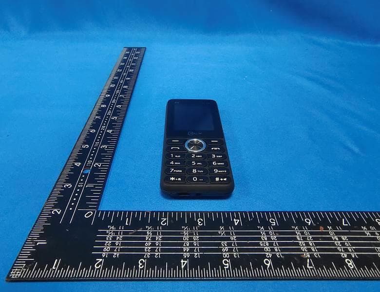 Mobile Phone - FCC ID 2BCQ3FLY100 - A3 MOBILE SAS
