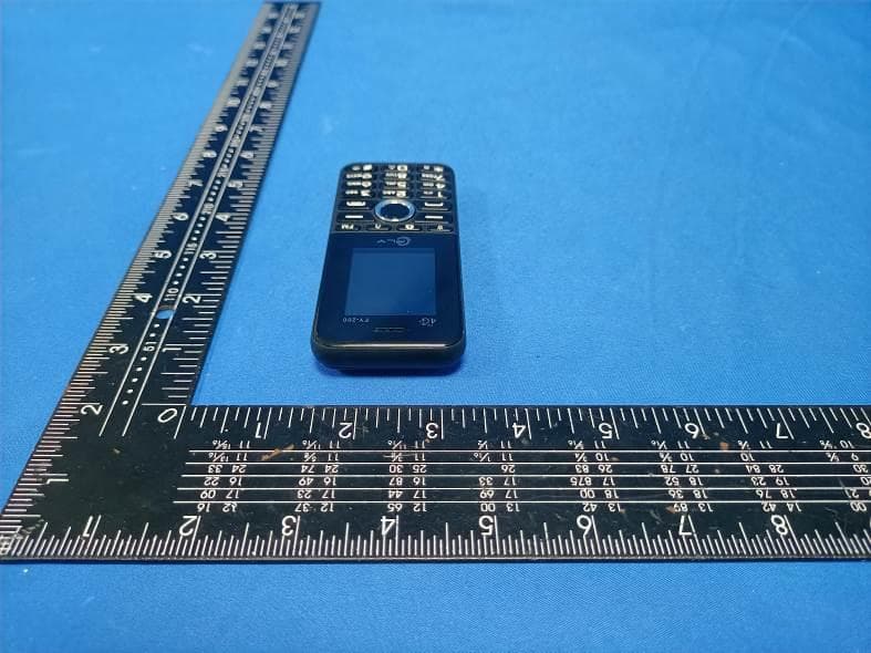 Mobile Phone - FCC ID 2BCQ3FLY200 - A3 MOBILE SAS