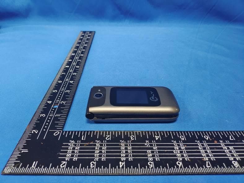 Mobile Phone - FCC ID 2BCQ3FLY500 - A3 MOBILE SAS (5)