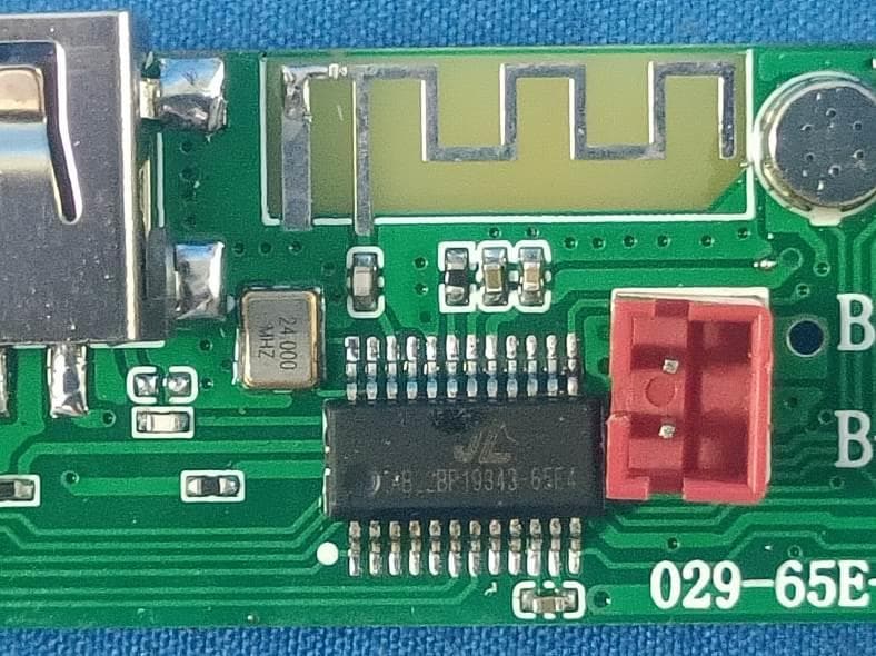 Bluetooth speaker - FCC ID 2BCQL-M9 - Shenzhen Wanlian Da industry and trade Co., LTD