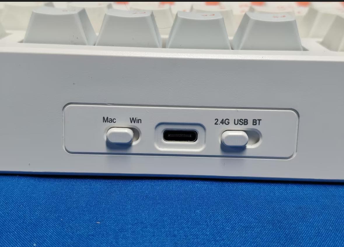 VGN N75 V2 Customized Mechanical Keyboard - FCC ID 2BCR5-N75V2 - Fuzhou Geek Cross-Border E-commerce Co., Ltd. (2)