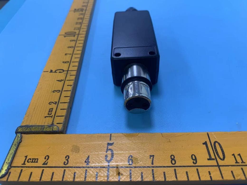 Wireless microphone transmitter and receiver - FCC ID 2BCRY-M-ONE - Enping Warm Card Electronic Technology Co., Ltd (2)