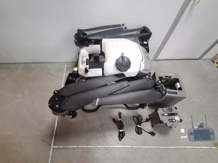 Agricultural unmanned aircraft - FCC ID 2BCSK3WWDZ-35B - Topxgun (Nanjing) Robotics Co., Ltd. (2)