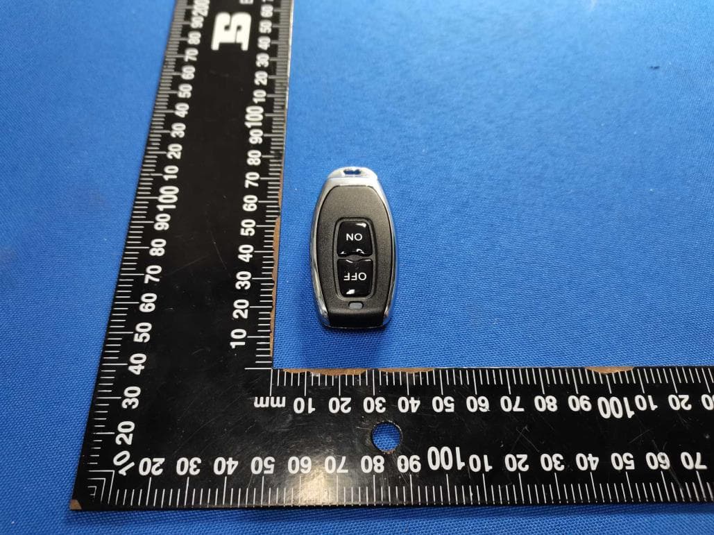 2.4G Remote control - FCC ID 2BCTA-YKQ24 - Shenzhen Xinrui Weiye Electronics Co., Ltd. (4)