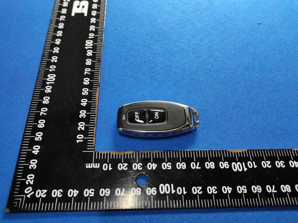 2.4G Remote control - FCC ID 2BCTA-YKQ24 - Shenzhen Xinrui Weiye Electronics Co., Ltd. (2)