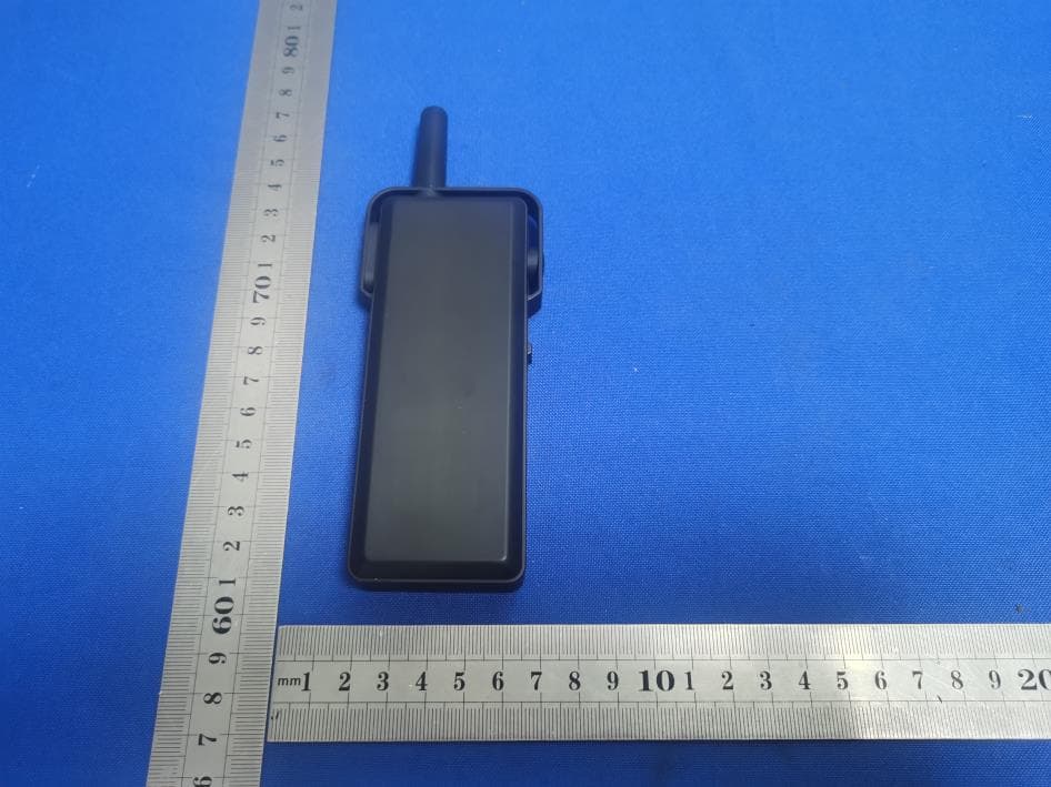 Dog Training Collar - FCC ID 2BCUC-DC481 - Hailu Zhixin (Shenzhen) Technology Co., Ltd (3)
