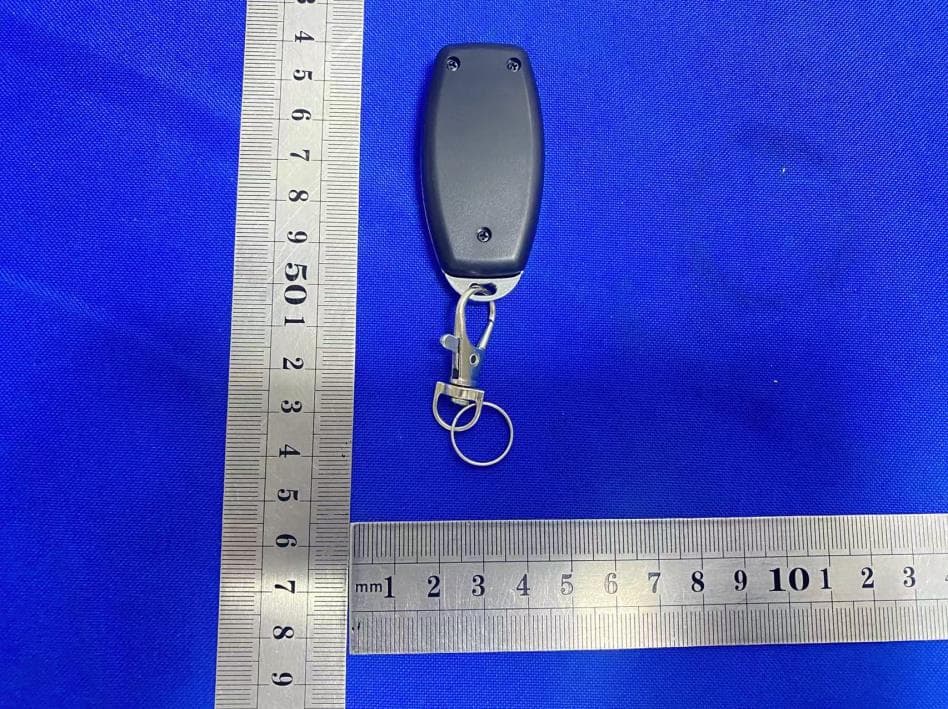 Remote Control - FCC ID 2BCV6-DOORRTXPX - Shenzhen YuHan International Business Co.,Ltd. (2)
