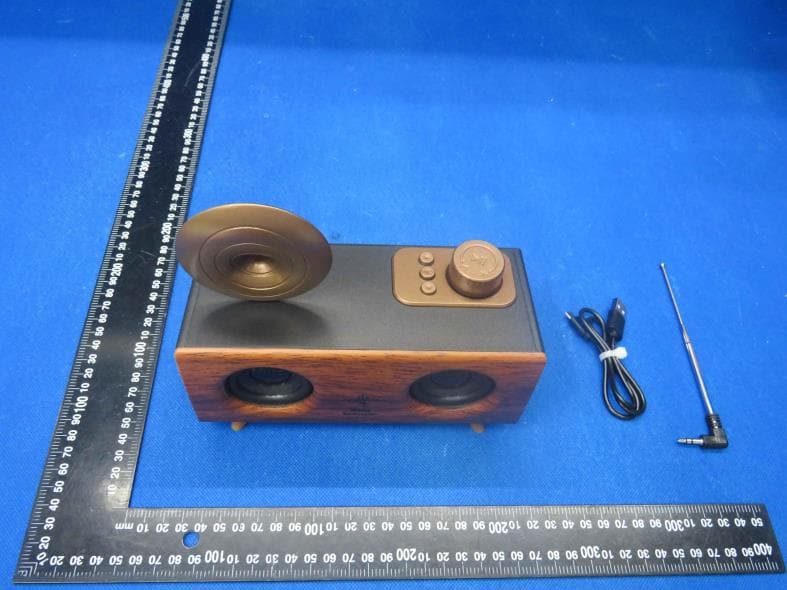 Bluetooth Speaker - FCC ID 2BCVD-A1 - GUANGZHOU SHUANG YI Electronic technology Co.Ltd (4)