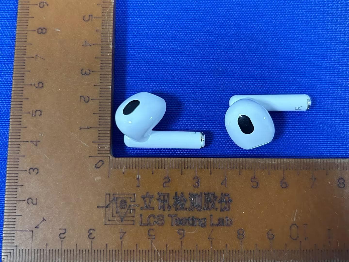 PISEN P1 True Wireless Bluetooth Earphones - FCC ID 2BCVO-BHD-TW4 - Guangdong Pisen Electronics Co., Ltd. (4)