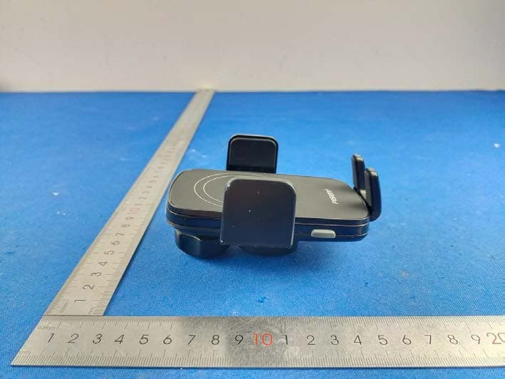 Pisen 15W Wireless Auto Clamping  Car Mount Charger - FCC ID 2BCVO-TP-C69 - Guangdong Pisen Electronics Co., Ltd. (5)