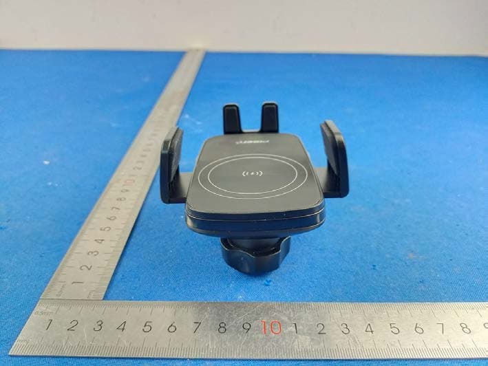 Pisen 15W Wireless Auto Clamping  Car Mount Charger - FCC ID 2BCVO-TP-C69 - Guangdong Pisen Electronics Co., Ltd. (4)