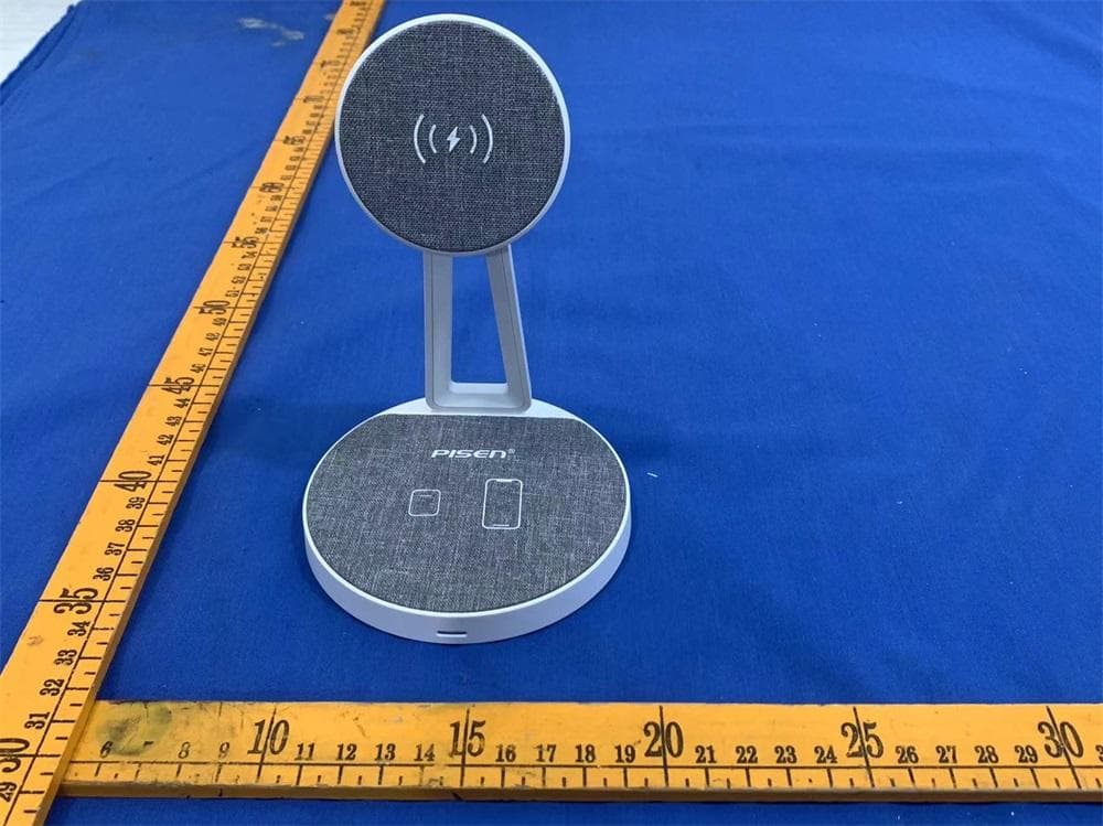 PISEN - 2-in-1 Night Light Wireless Charging Stand - FCC ID 2BCVOTP-C30 - Guangdong Pisen Electronics Co., Ltd.