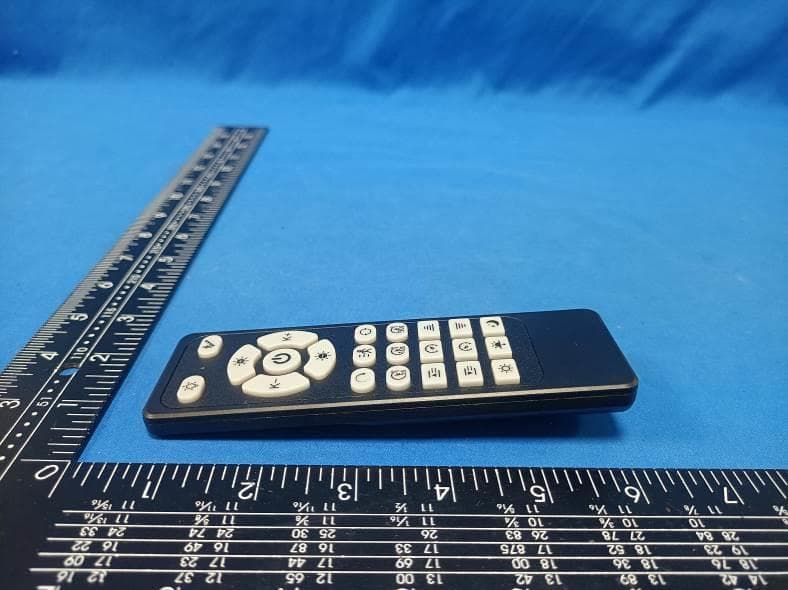 Remote Control - FCC ID 2BCWA-WSPRC01 - Shenzhen Weizhi Electronics Co., Ltd (2)
