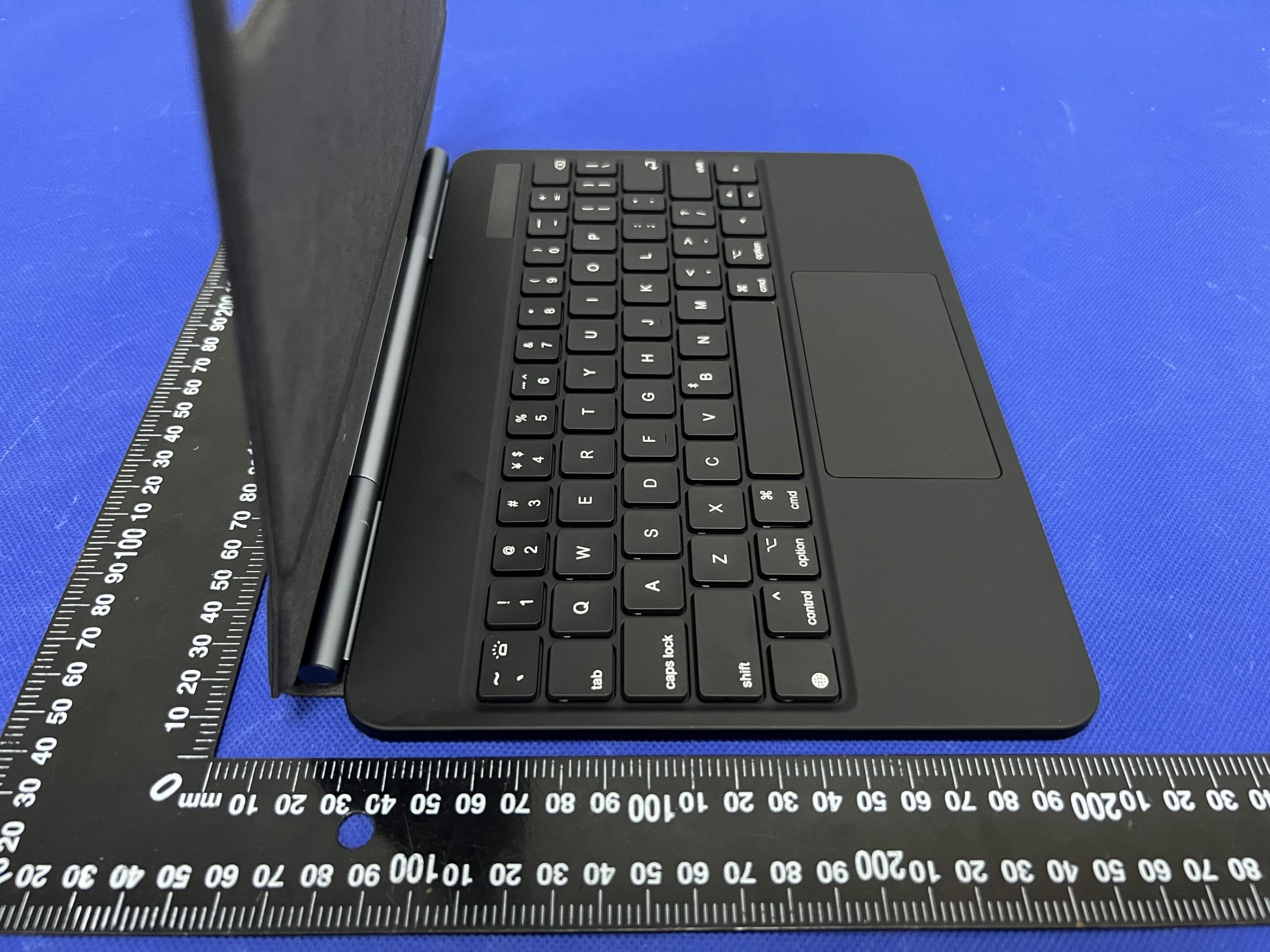 Magnetic Suspension Keyboard Case - FCC ID 2BCY6-M19 - Dongguan Mingyuxin Intelligent Technology Co., Ltd (5)