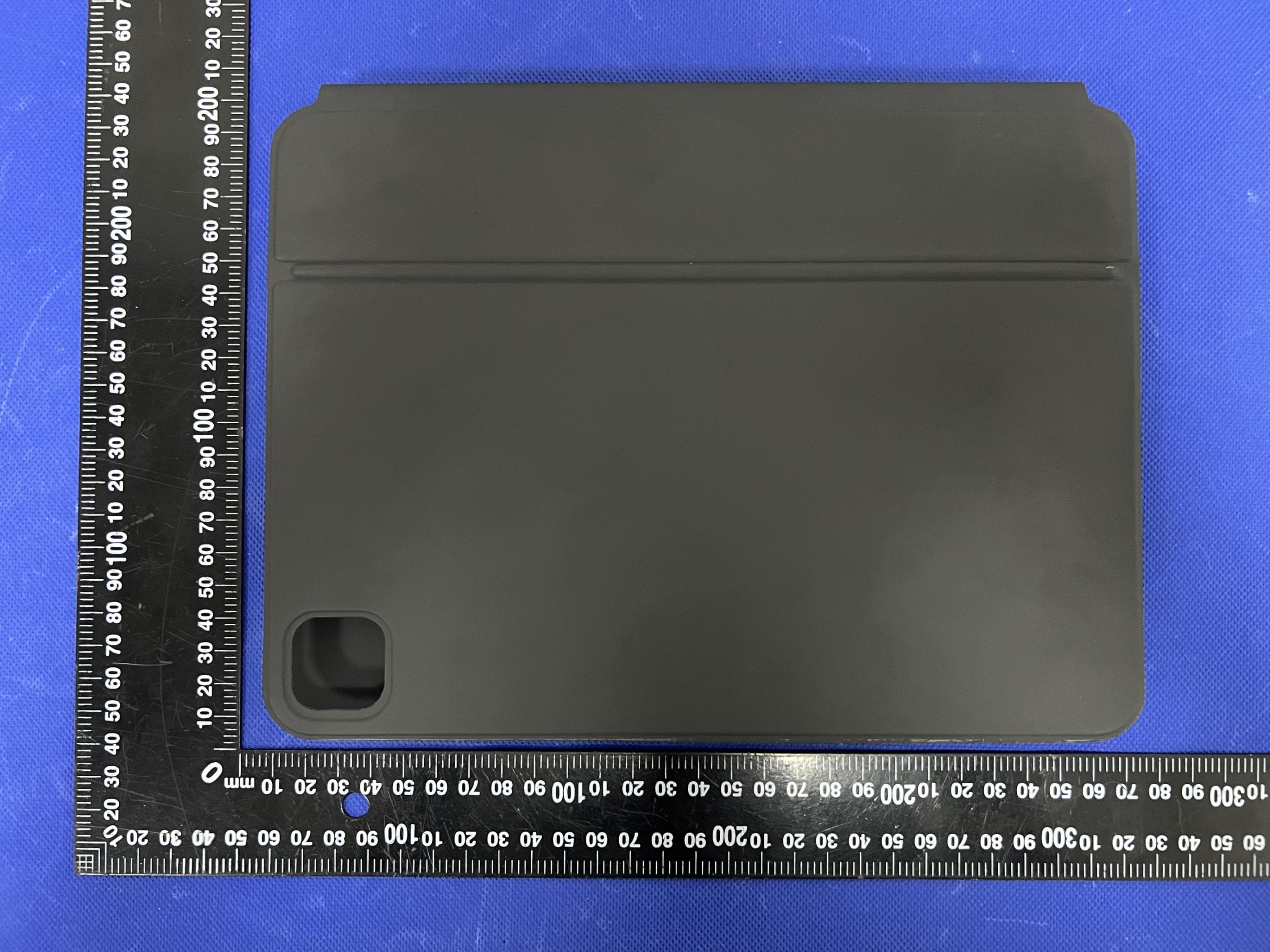Magnetic Suspension Keyboard Case - FCC ID 2BCY6-M19 - Dongguan Mingyuxin Intelligent Technology Co., Ltd (3)