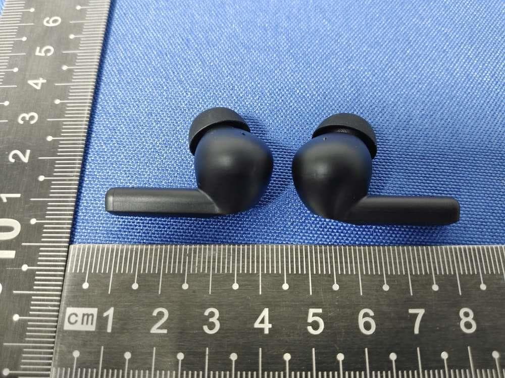 wireless earphone - FCC ID 2BCYV-EARBUDS - Shenzhen Whale Wave Technology Co., Ltd