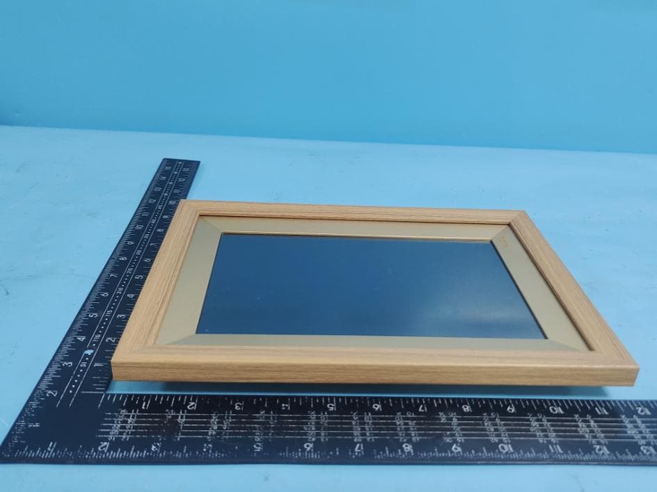 WIFI Digital Photo Frame - FCC ID 2BCZF-BDPF03GGGW - Minrek Hongkong Limited (3)