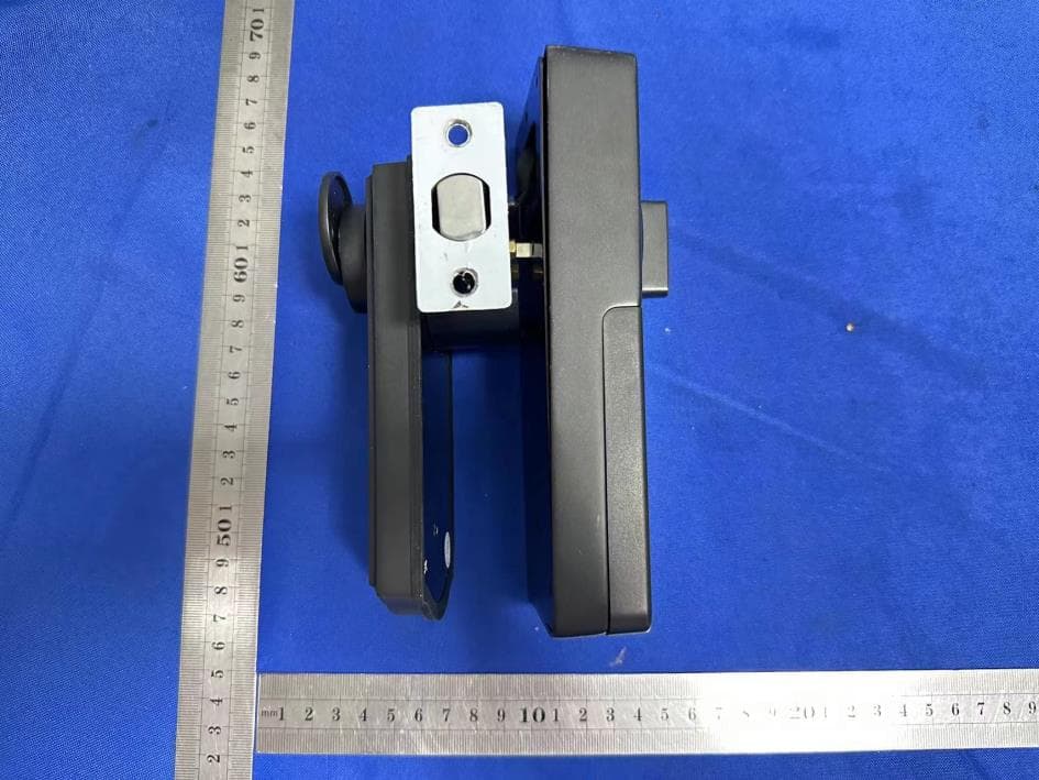 Smart Lock - FCC ID 2BCZG-D02 - Xiamen Gangta Networks Technology Co.,Ltd. (5)