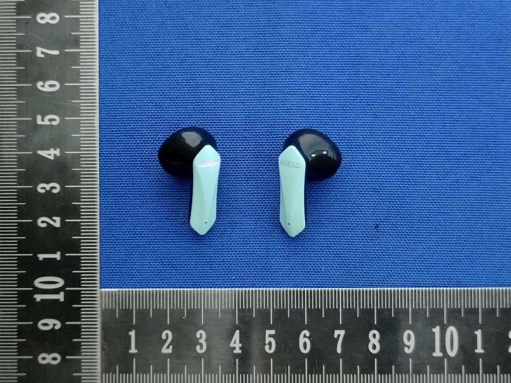 WIRELESS EARPHONE - FCC ID 2BD43-J6 - Shenzhen Xinyin Technology Co., Ltd (2)