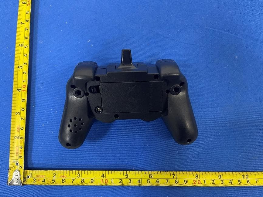 REMOTE CONTROL CAR SERIES - FCC ID 2BD4F-QH3005D - Shantou landi Toys Co., Ltd.