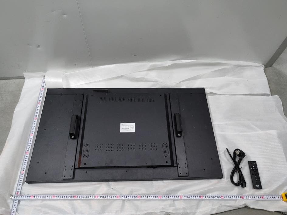 43-inch advertising machine commercial intelligent terminal - FCC ID 2BD4M-AI43W - Shenzhen Showtop Technology Co., Ltd. (2)