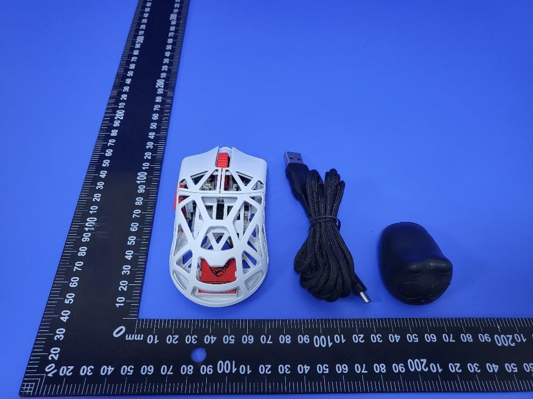 Magnesium Gaming Mouse - FCC ID 2BD6J-BEASTMINI - Jiangxi Dewa Electronic Industry Co. , Ltd. (4)