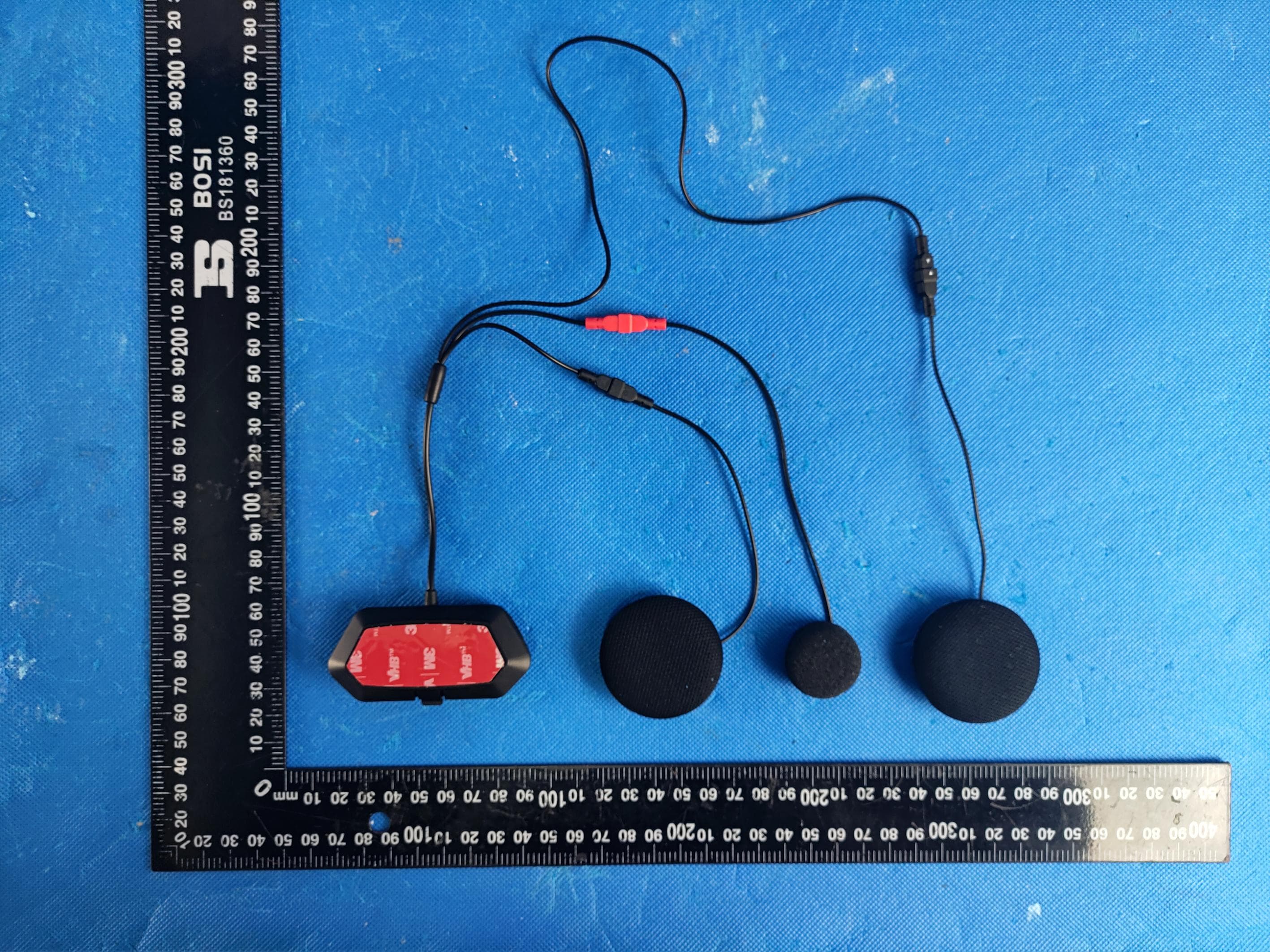 S1 Helmet Bluetooth Kit - FCC ID 2BD79-S1 - Shenzhen Voya Electronic Co.,Ltd. (2)