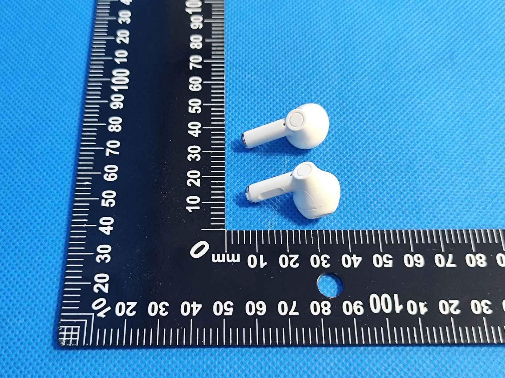 Bluetooth earphone - FCC ID 2BD92-H5MAX - Shenzhen Chenya Technology Co., Ltd (2)