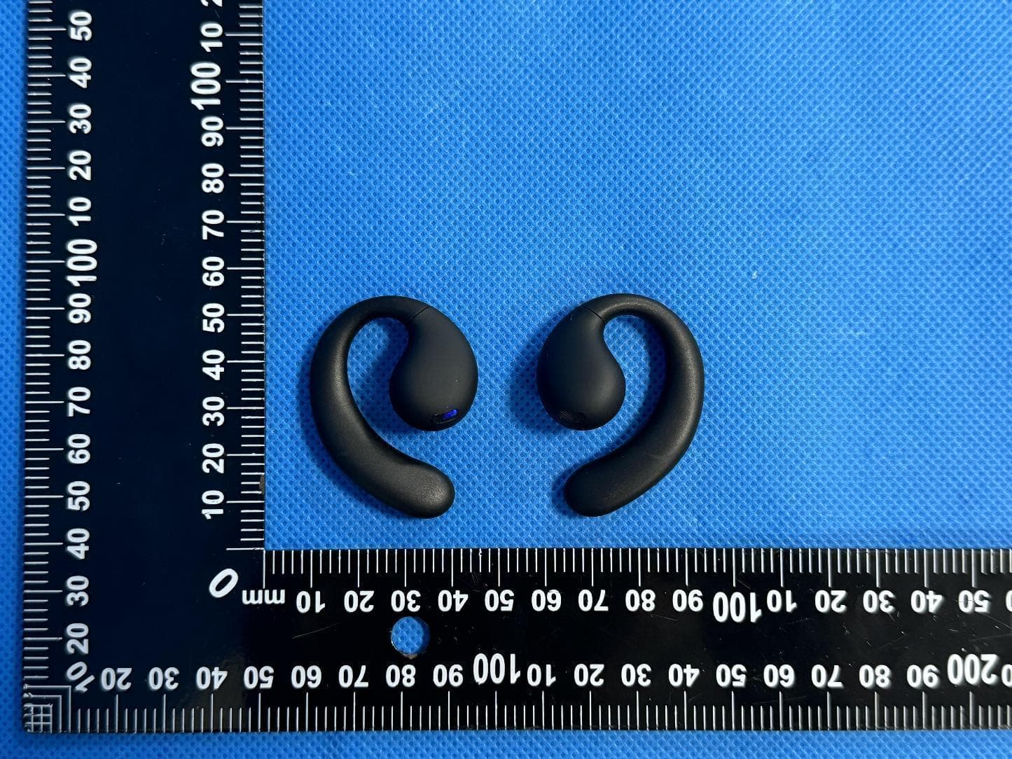 Bluetooth Earphone - FCC ID 2BD92-H8MAX - Shenzhen Chenya Technology Co., Ltd