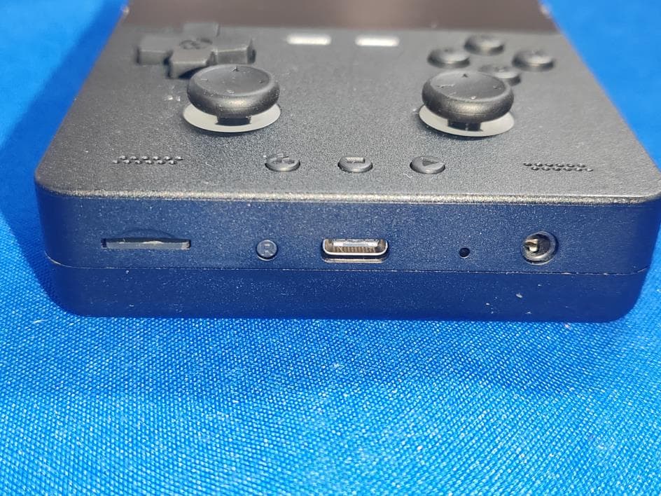 Trimui Brick Pro - FCC ID 2BD9O-TG4050 - HUIZHOU RONG YE JIA ELECTRONICS CO., LTD